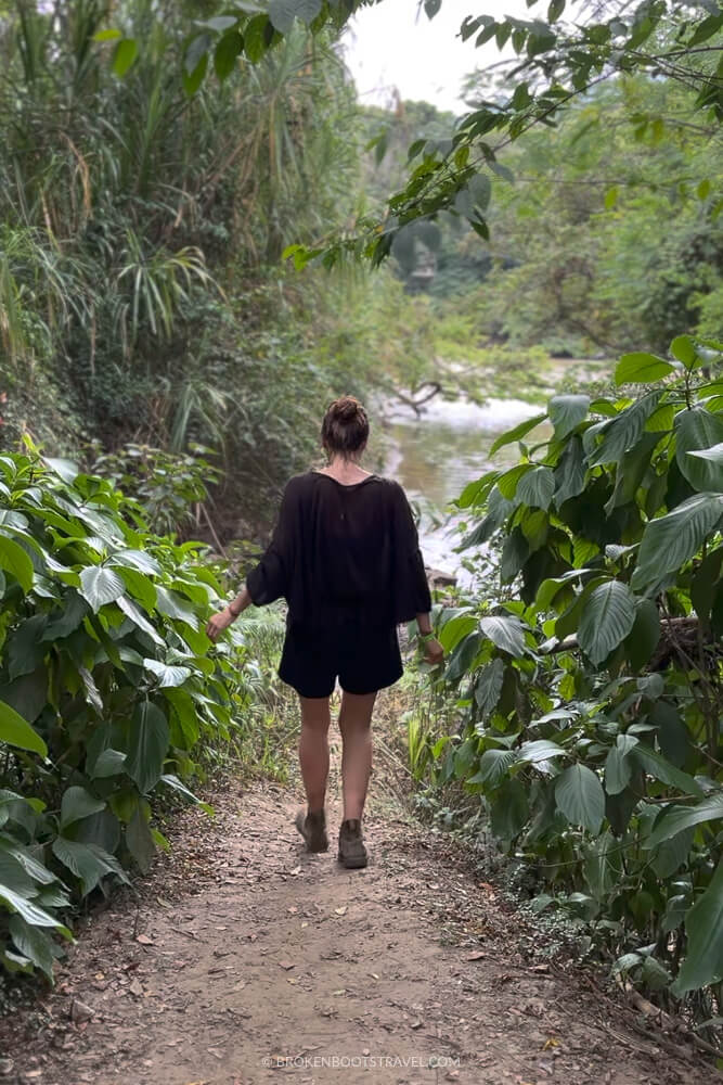 Girl in black shirt walking in Santander Colombia